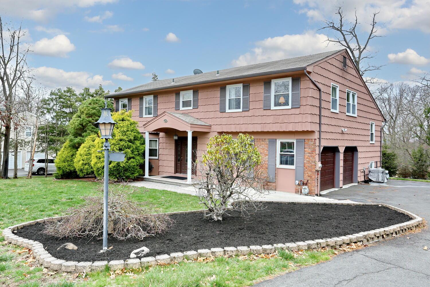 106 Key Place, Orangeburg, New York image 3