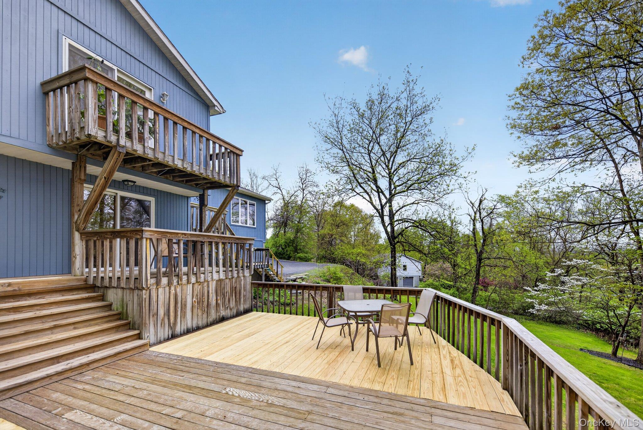 12 Hillside Drive
