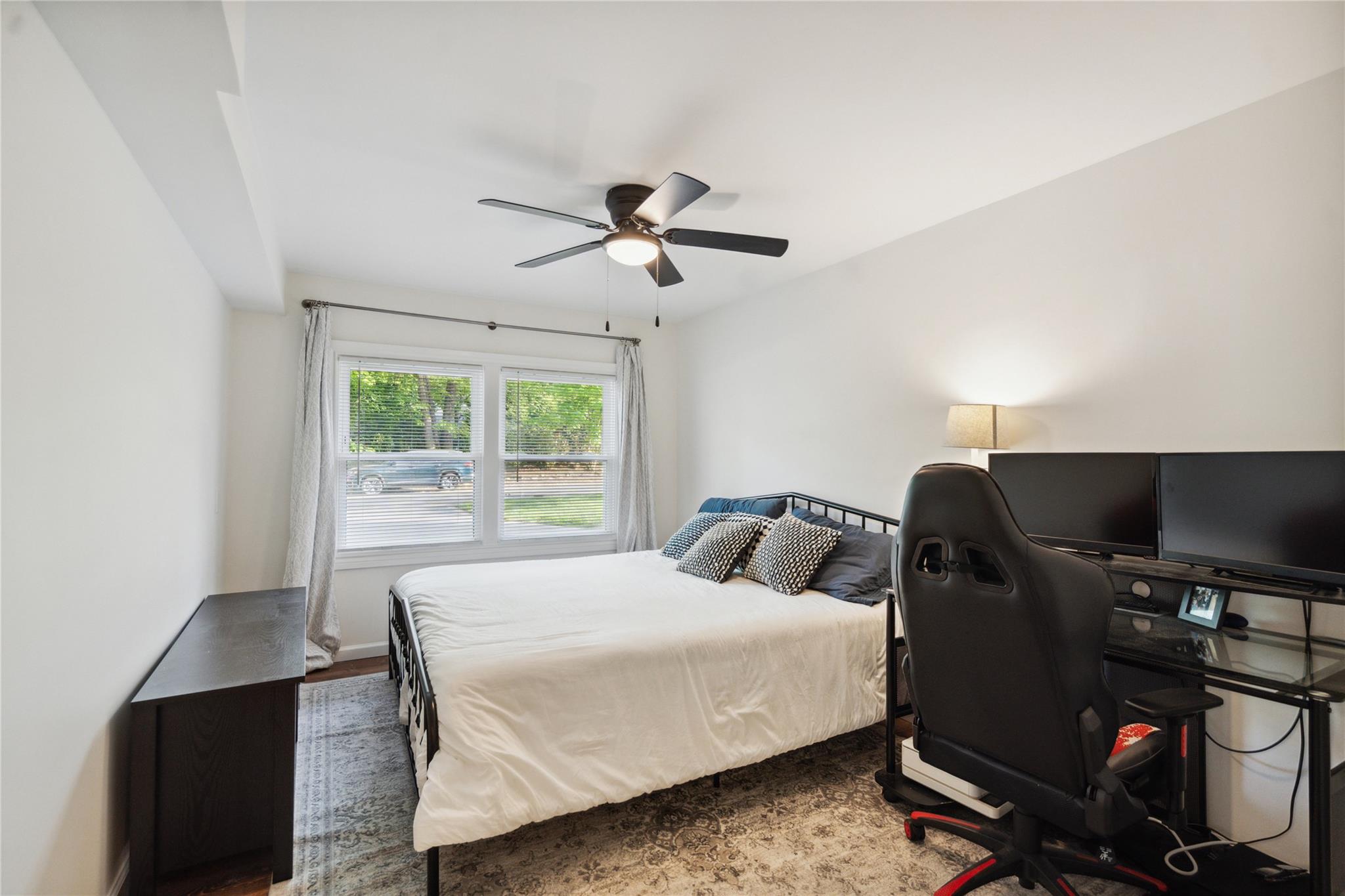 27 Harbor Hills Drive, Port Jefferson, New York image 17