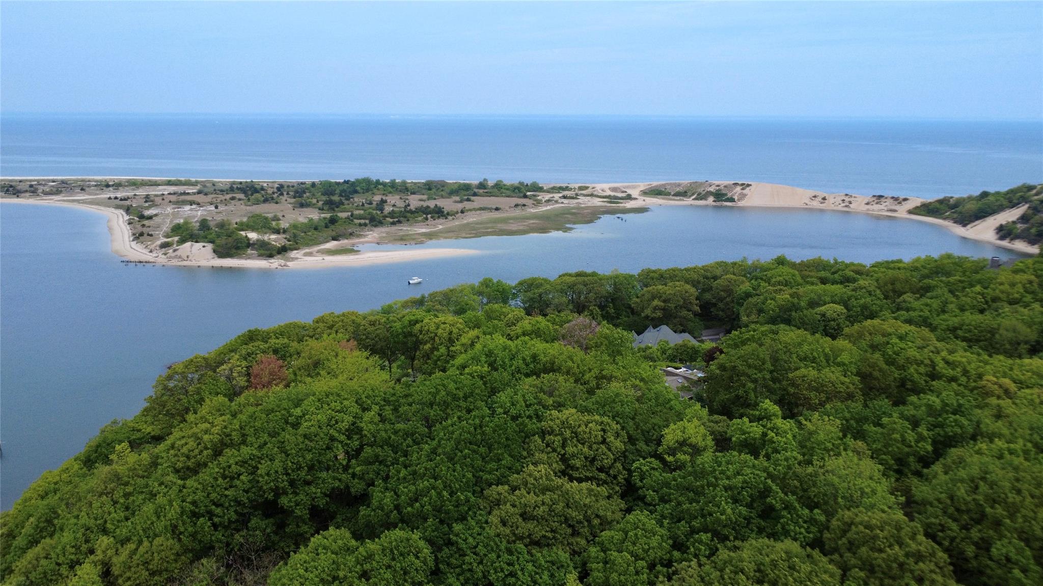 27 Harbor Hills Drive, Port Jefferson, New York image 39