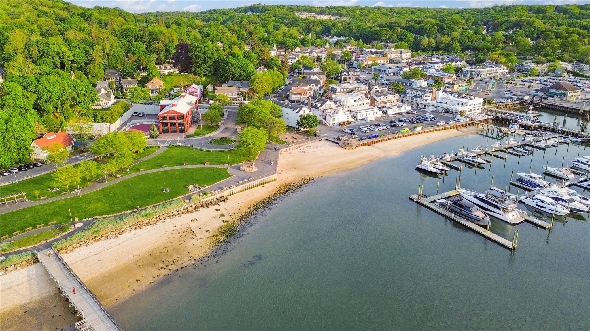 27 Harbor Hills Drive, Port Jefferson, New York image 30