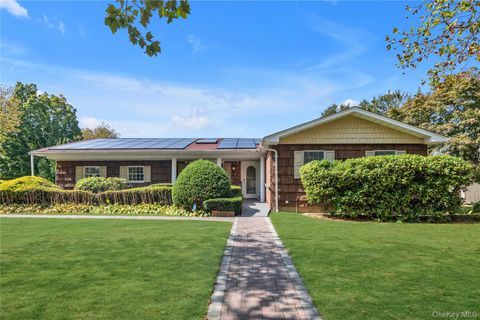 42 Oakledge Drive East Northport NY 11731