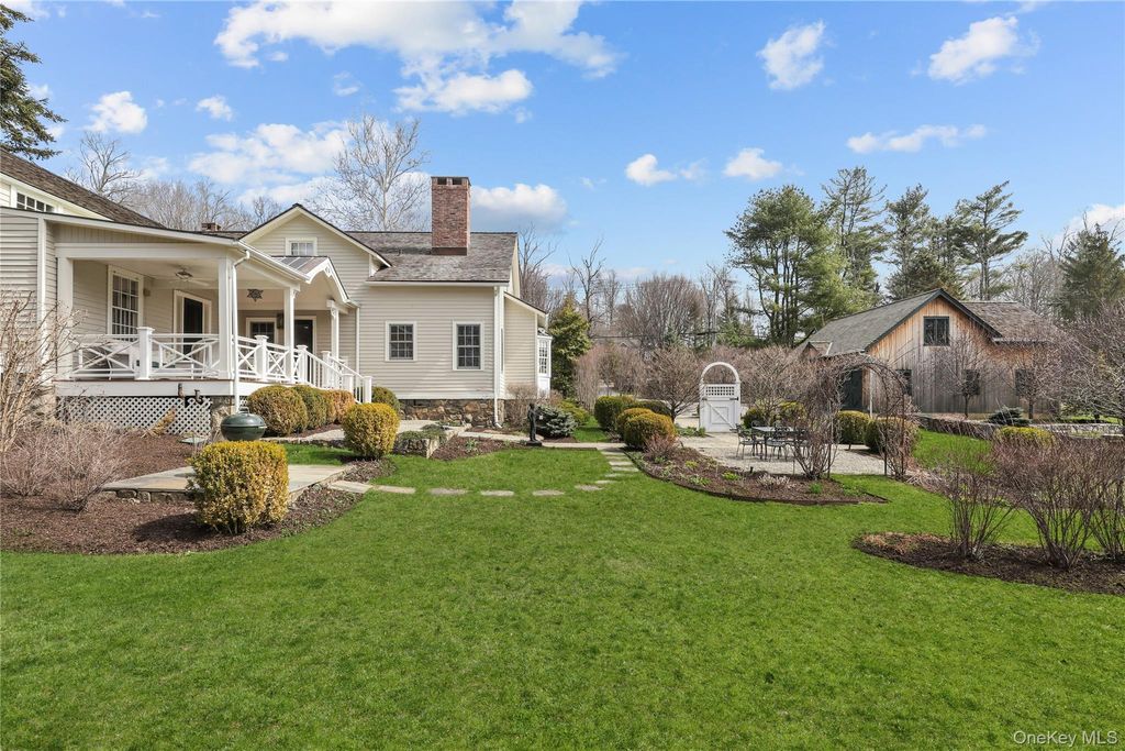 Photo of 100 Seminary Road, Bedford, NY 10506 (MLS # 953753)