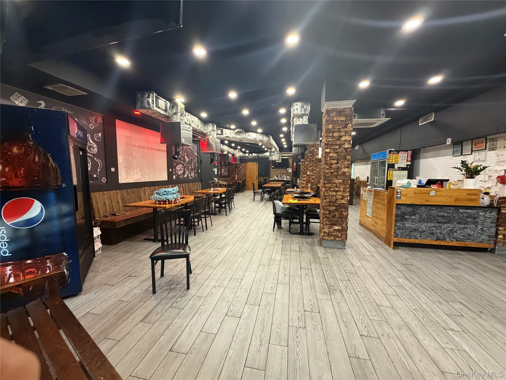 165-19 Northern Boulevard FL1