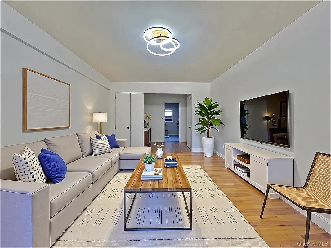 4421 Macnish Street 2