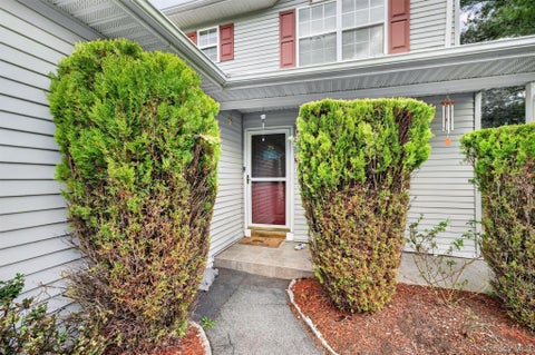 Condo For Sale - 28 Lois Lane<br/> Monroe, NY 10950