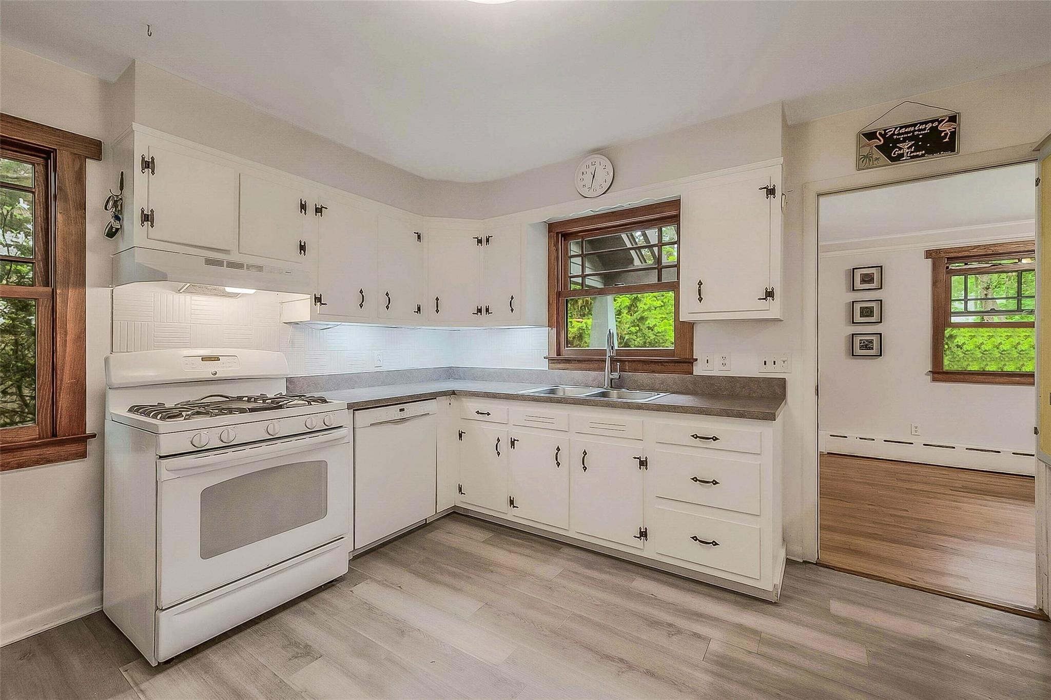 425 Maple Lane, Southold, New York image 8