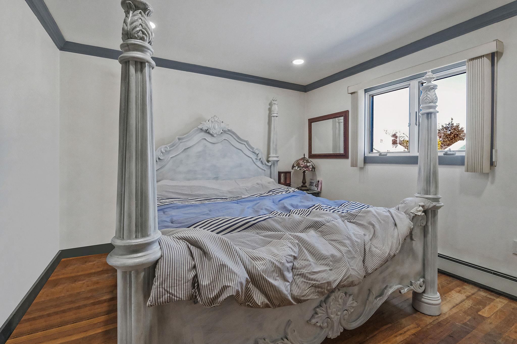 543 Dewitt Avenue, North Babylon, New York image 14