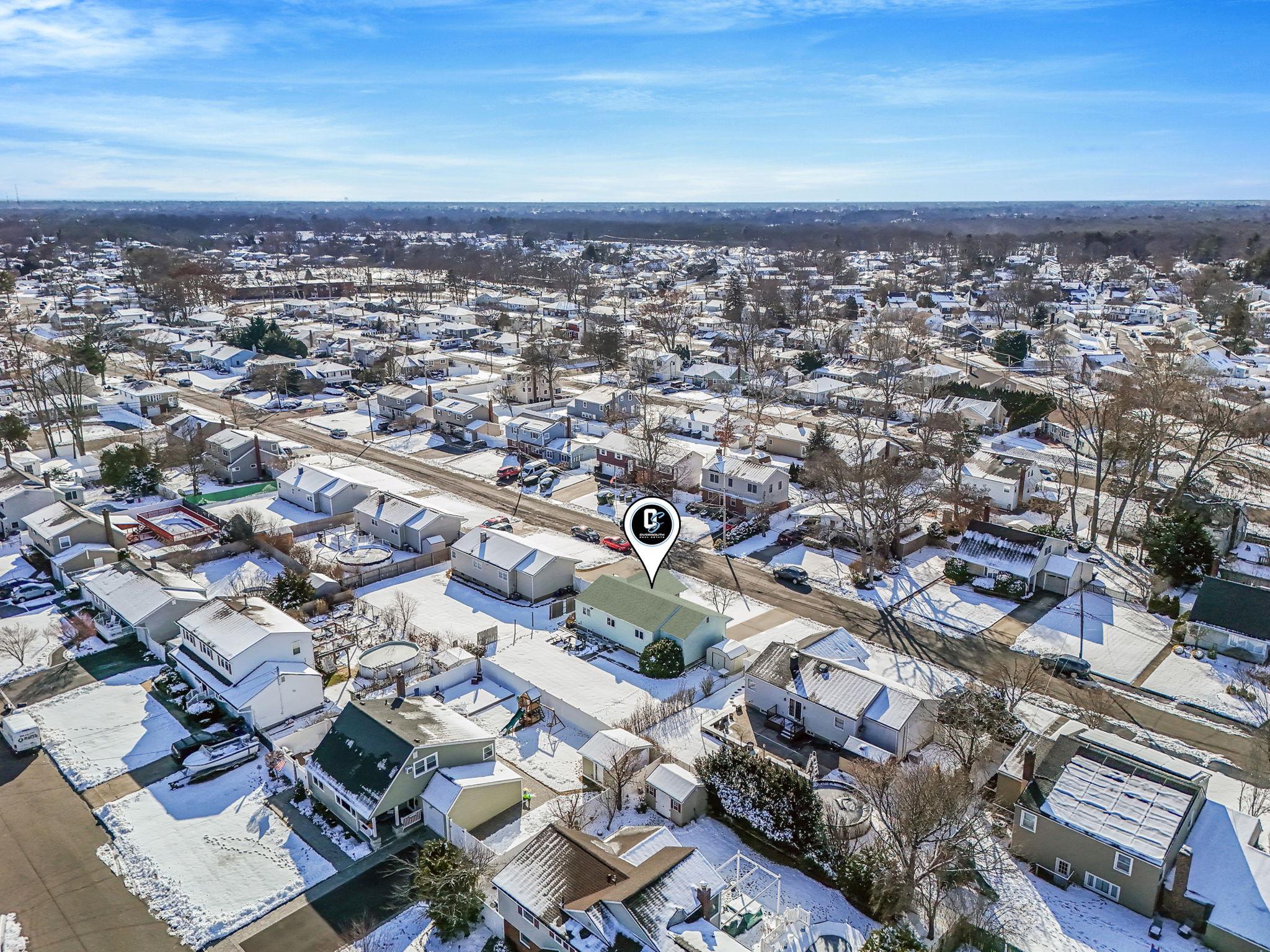 543 Dewitt Avenue, North Babylon, New York image 30