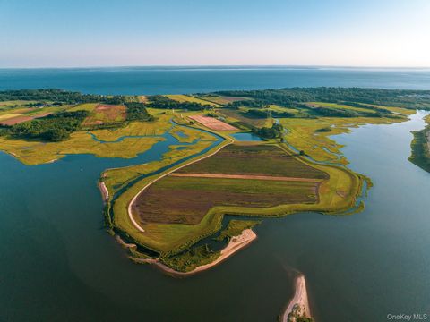 Homes For Sale - 34600 34750 & 34920 Route 25<br/> Orient, NY 11957