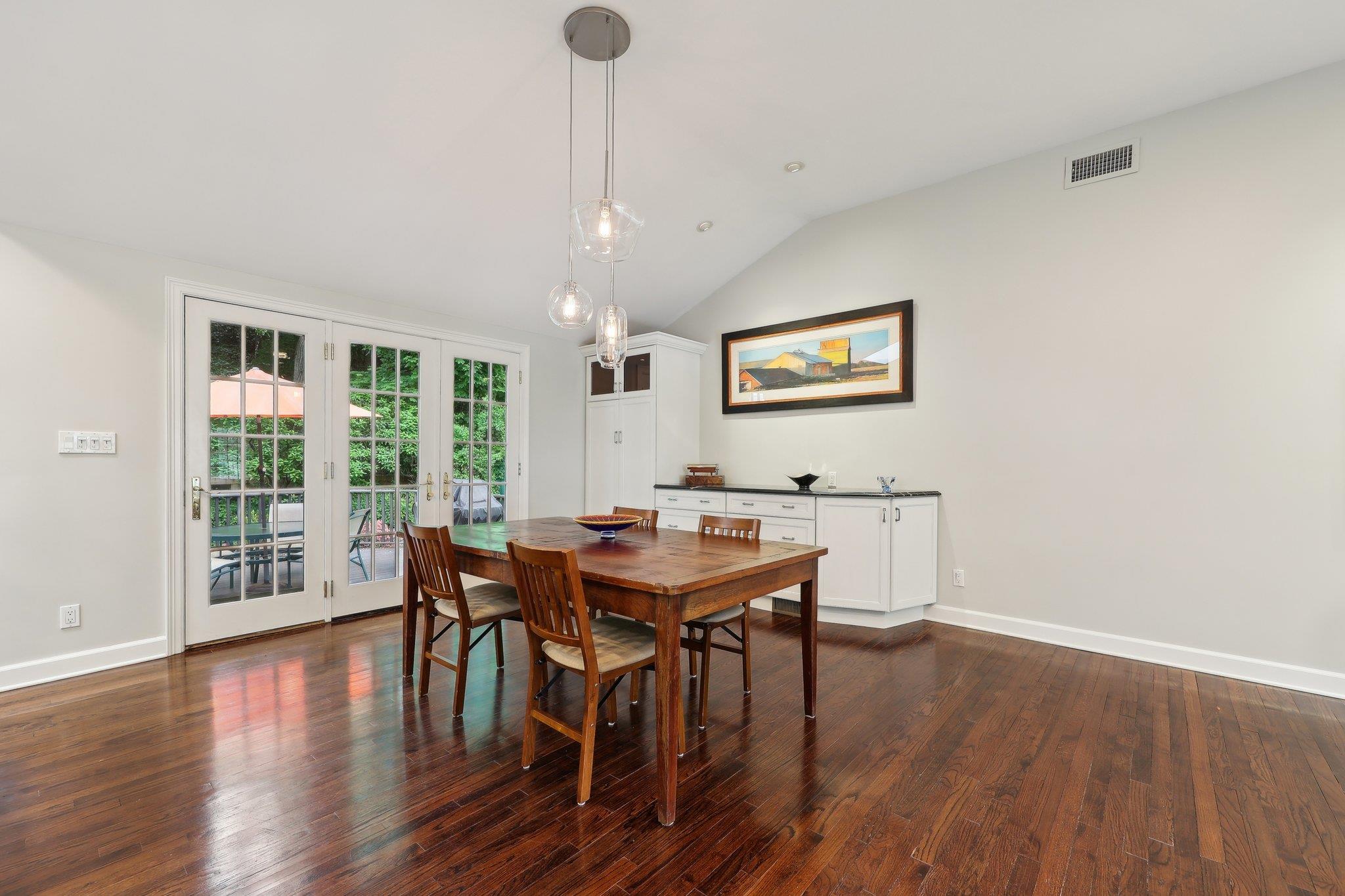 56 Rolling Way, New Rochelle, New York image 8