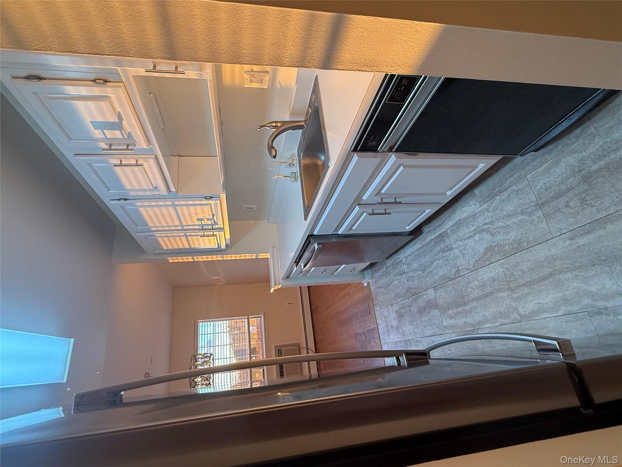 55 N Broadway N 1-25