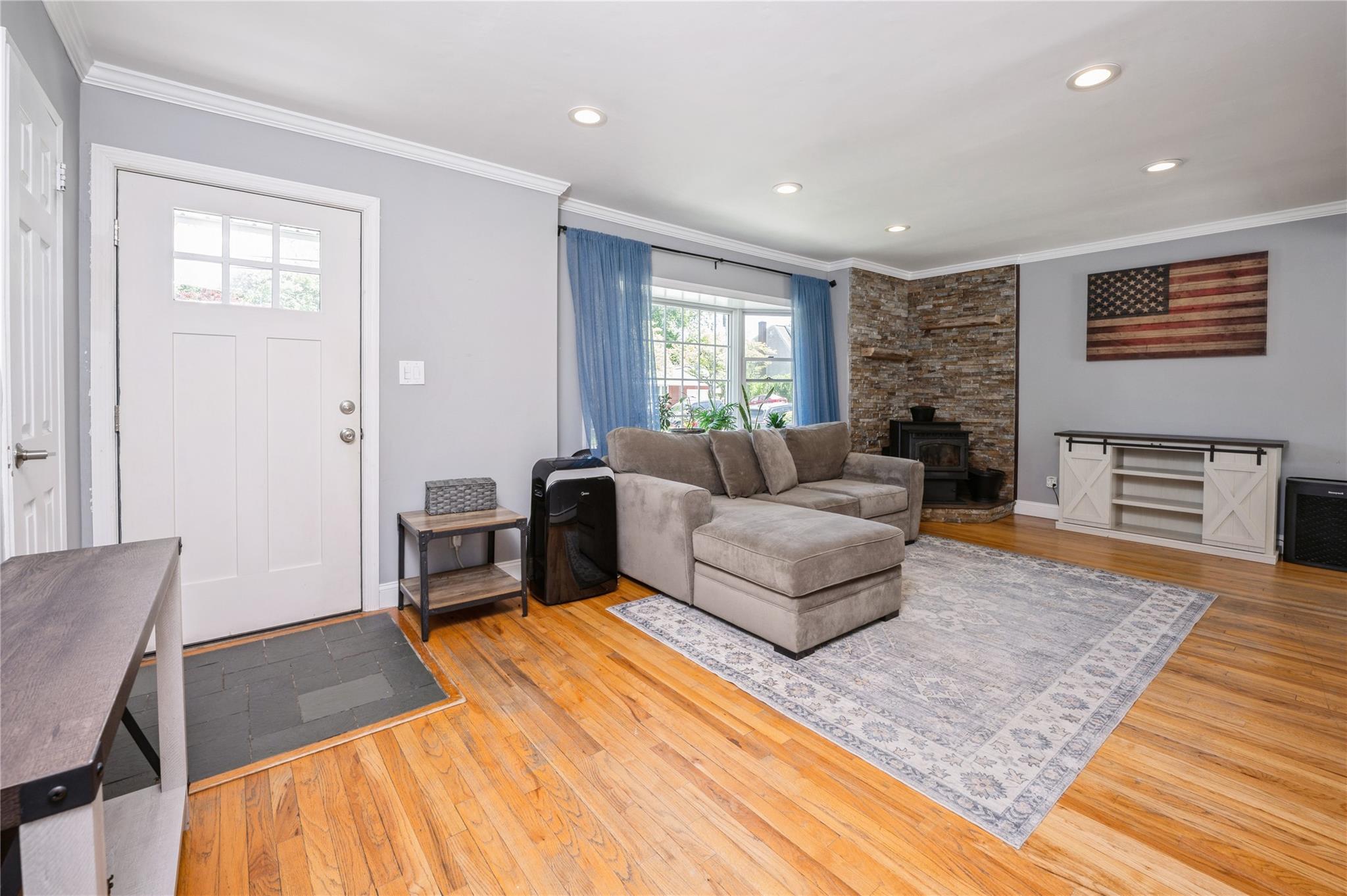 130 Rita Drive, Cortlandt Manor, New York image 4