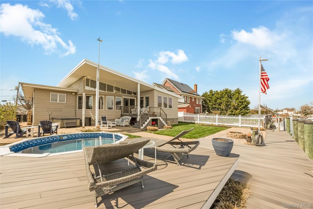 Photo of 64 Highwater Avenue, Massapequa, NY 11758 (MLS # 988685)