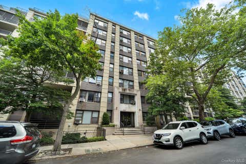 Photo of 98-25 64th Road #2B, Rego Park, NY 11374 (MLS # 1019542)