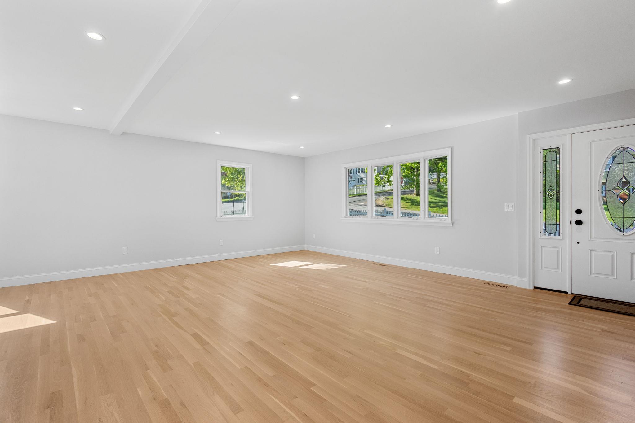 113 Walter Avenue, Thornwood, New York image 9