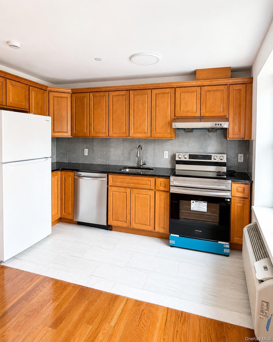 8713 Homelawn Street 10 - Photo 3