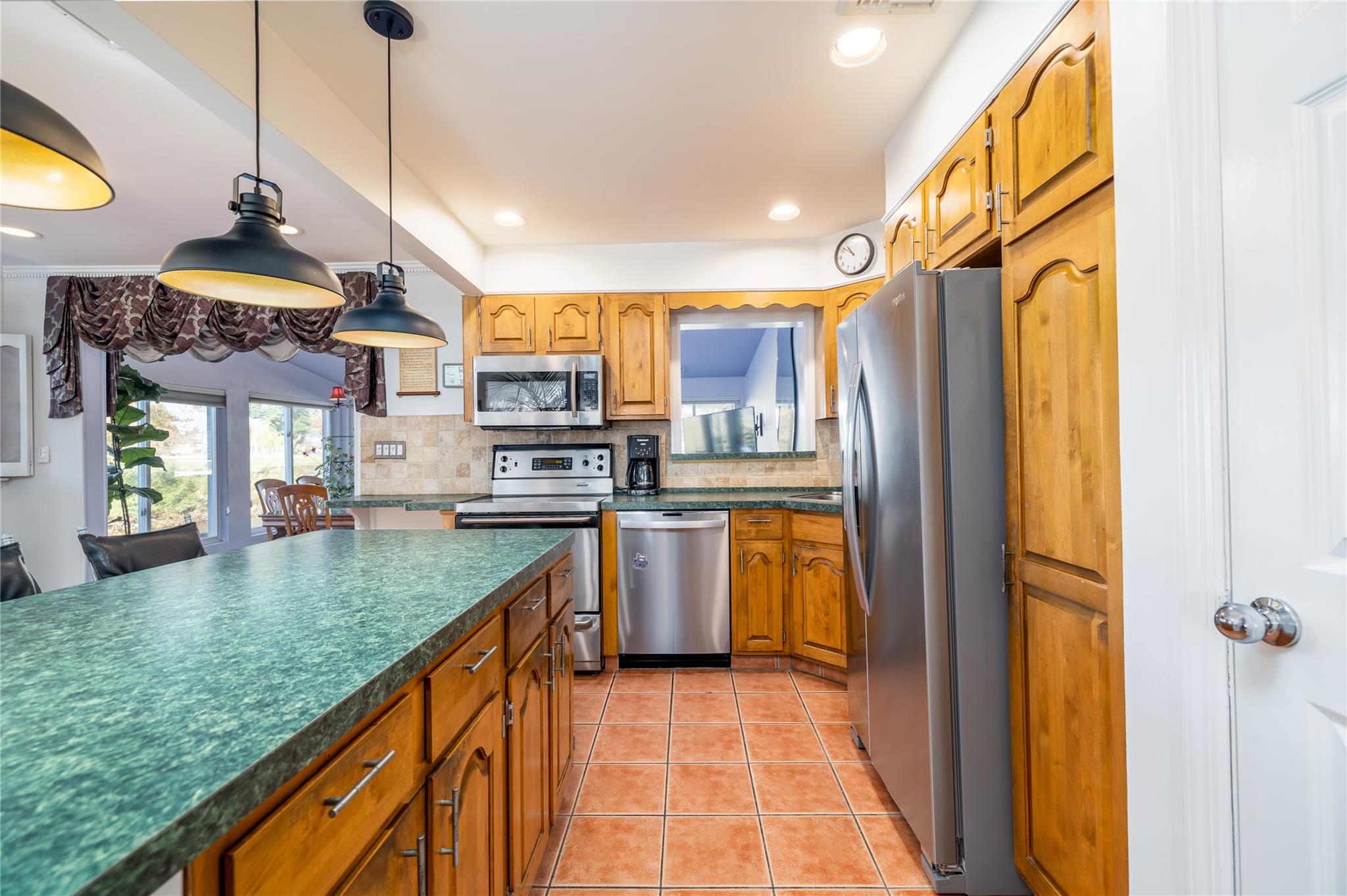 244 S Park Avenue, Rockville Centre, New York image 20