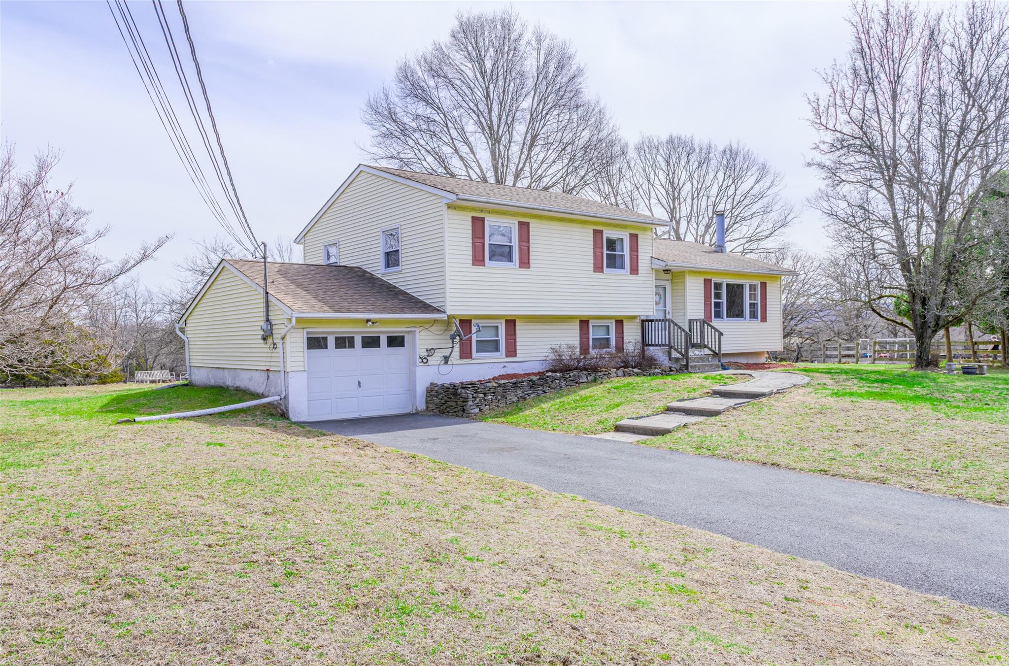 78 Four Corners Road, Warwick, New York image 3