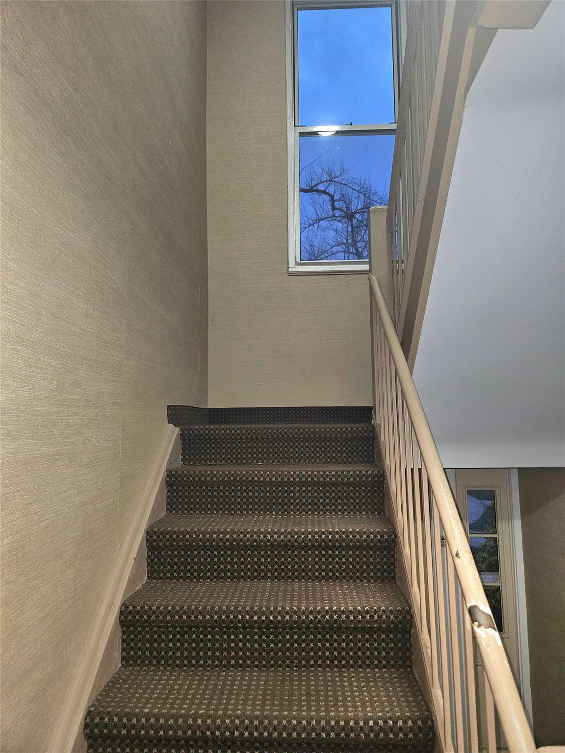 1025 Fenwood Drive Dr #APT 2, Valley Stream, New York image 14