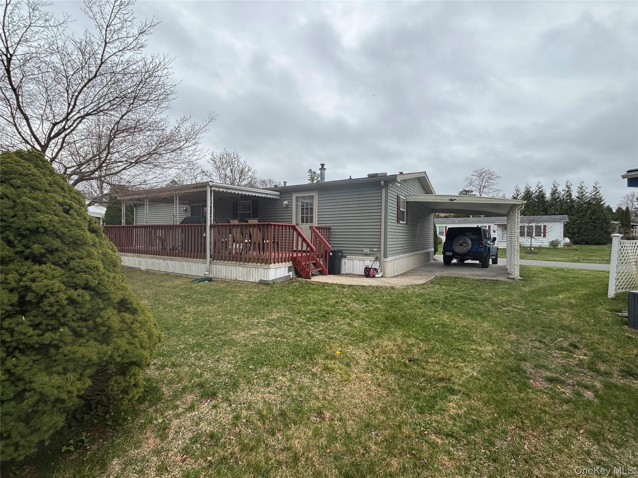 1661 Old Country Road 417