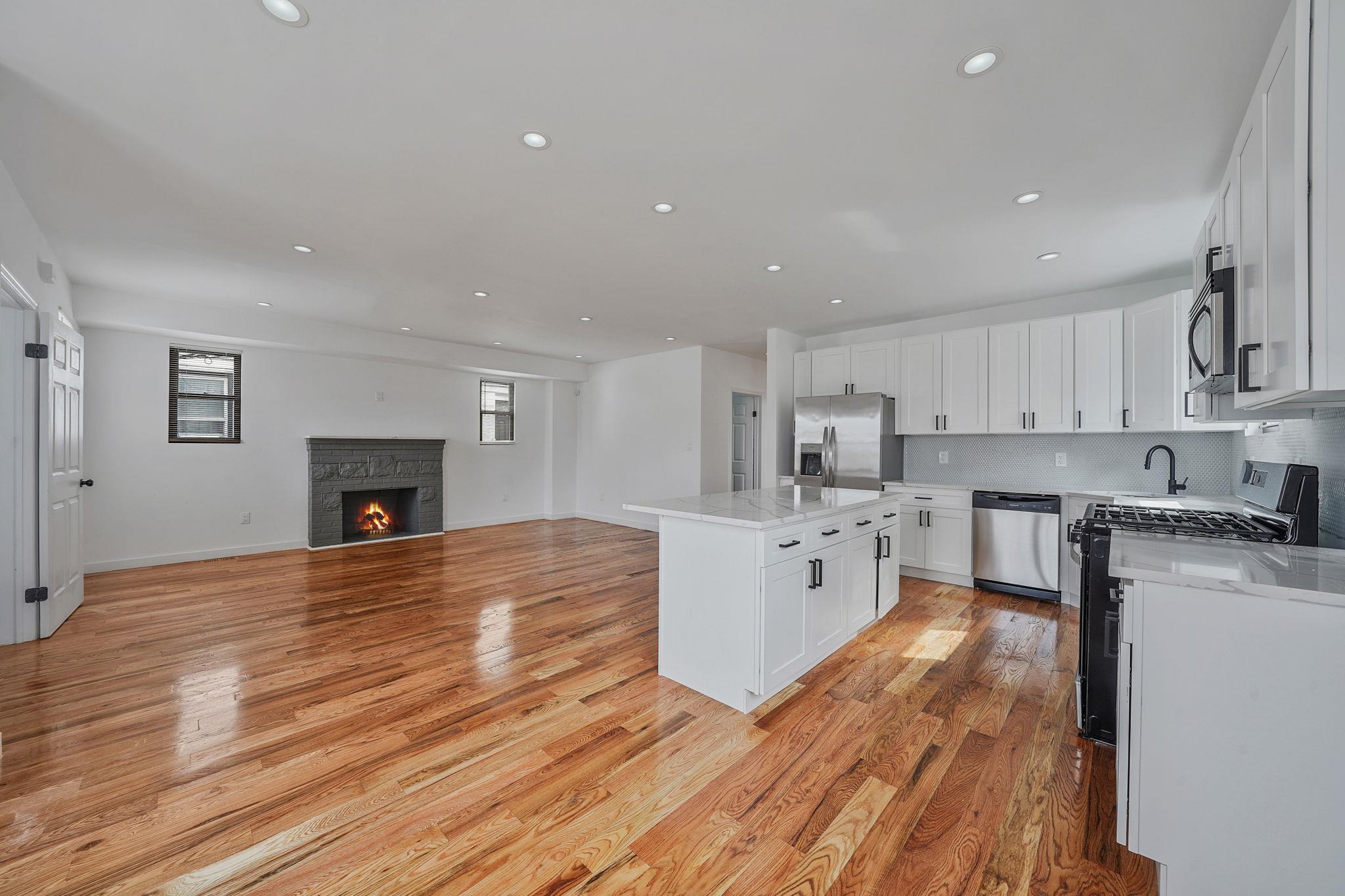 Property for Sale at 230 St St, Laurelton, Queens, NY - Bedrooms: 5 
Bathrooms: 4 
Rooms: 10  - $1,130,000