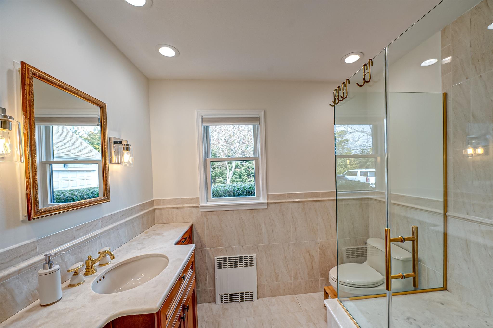 11 Beech Road, Islip, New York image 17