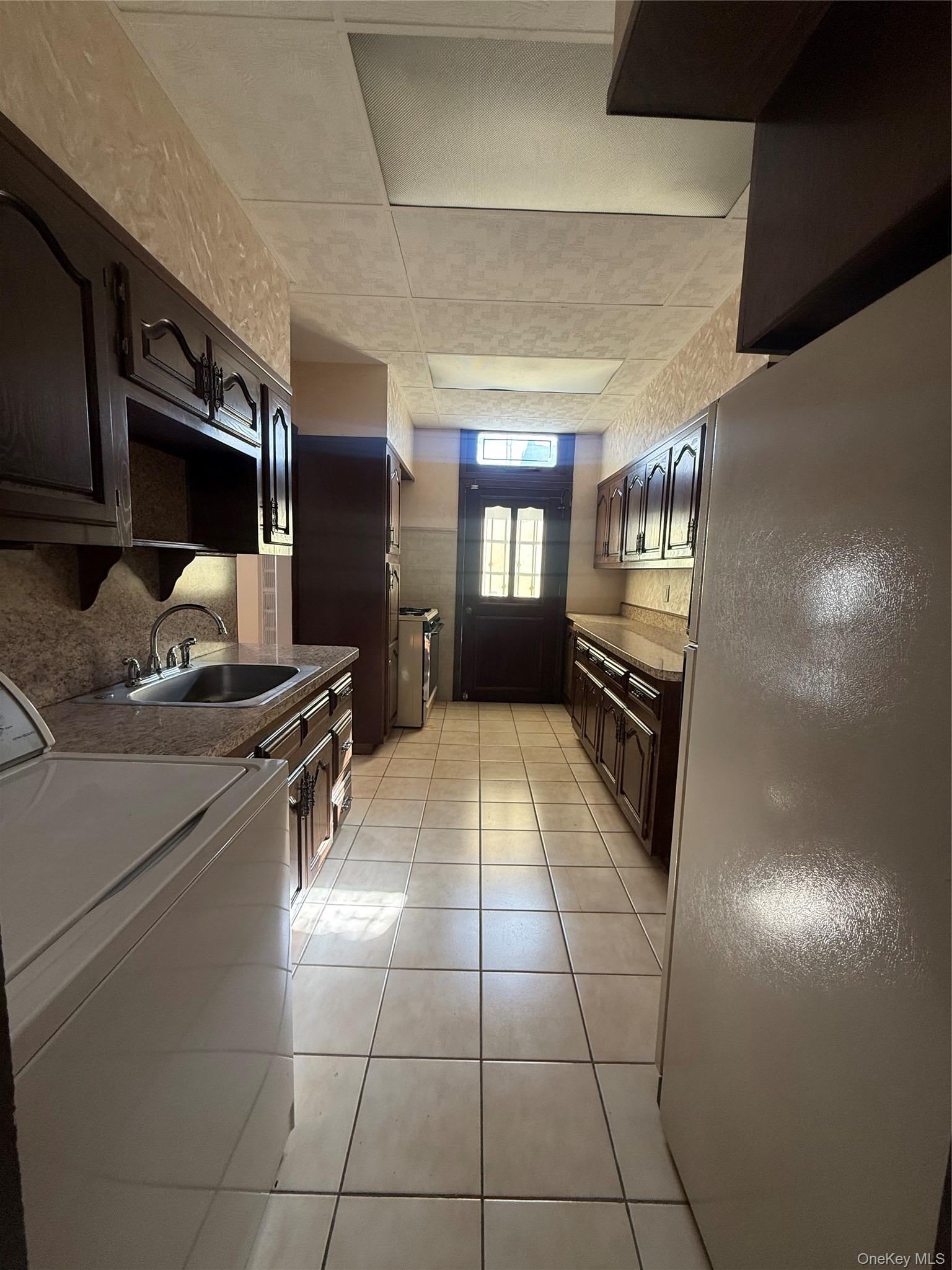868 Morris Park Avenue - Photo 3