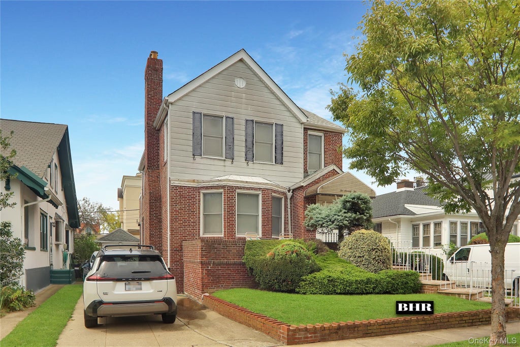 Photo of 272 Exeter Street, Brooklyn, NY 11235 (MLS # 1047990)