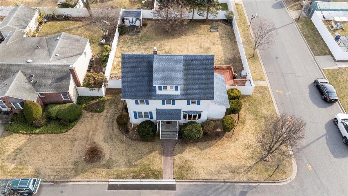 38 Alice Court, Oyster Bay, New York image 29