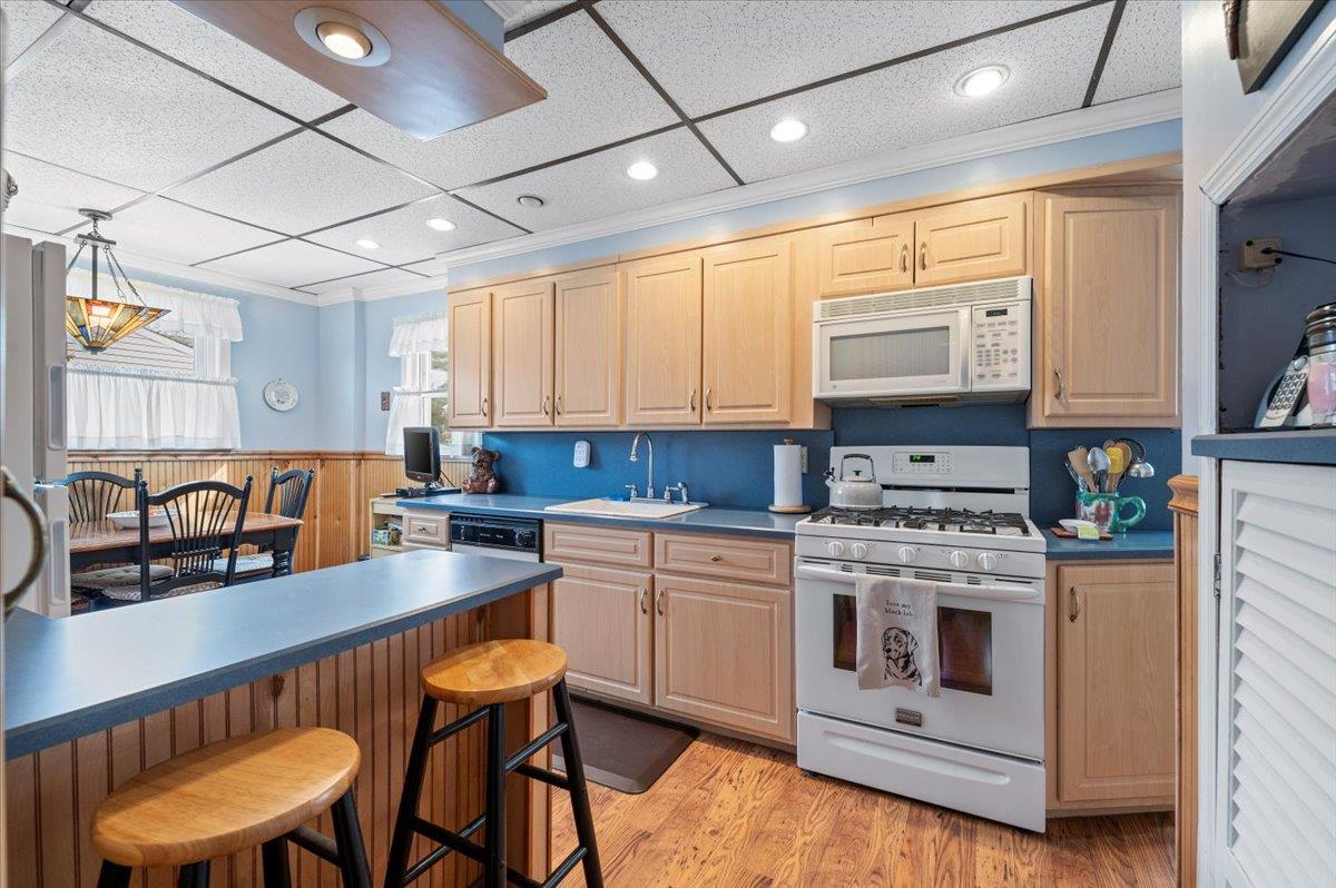 38 Alice Court, Oyster Bay, New York image 14