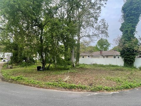 Vacant Land For Sale - Johnson Avenue<br/> Ronkonkoma, NY 11779