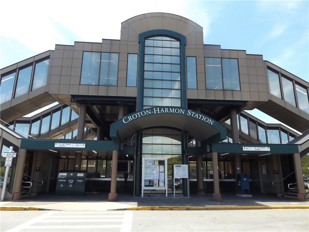 Croton-On-Hudson, New York 10520, United States, 3 Bedrooms Bedrooms, ,2 BathroomsBathrooms,Residential,Active,55876