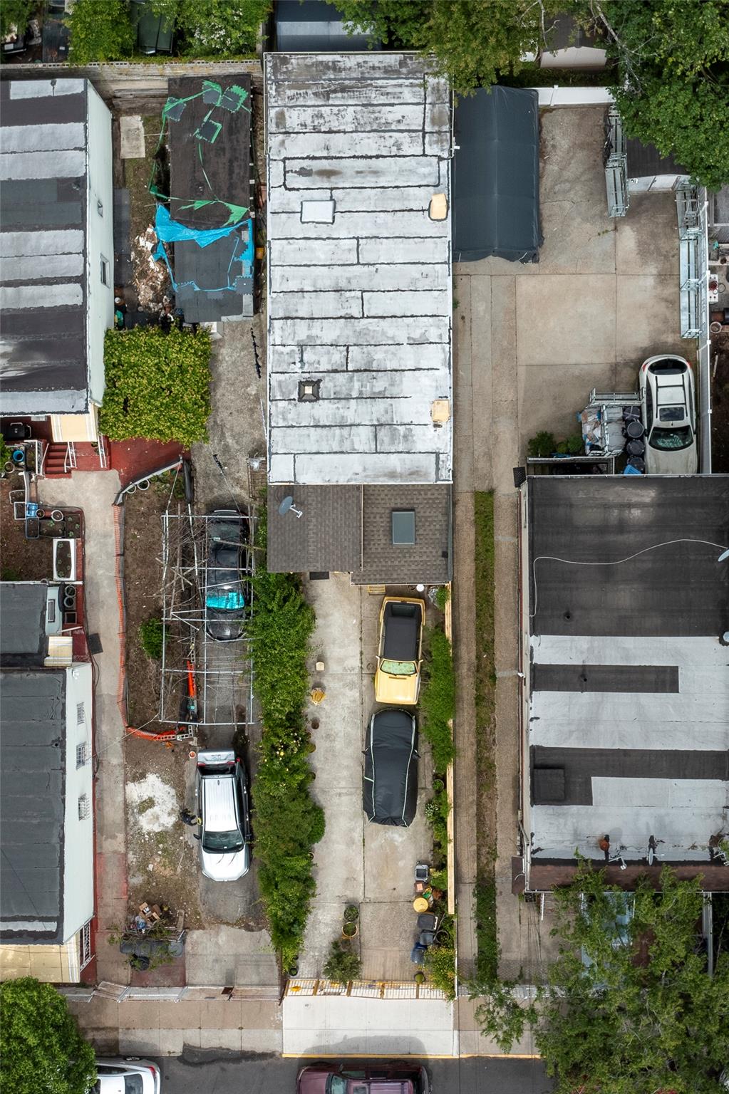 469 Montauk Avenue, Brooklyn, Ohio image 20