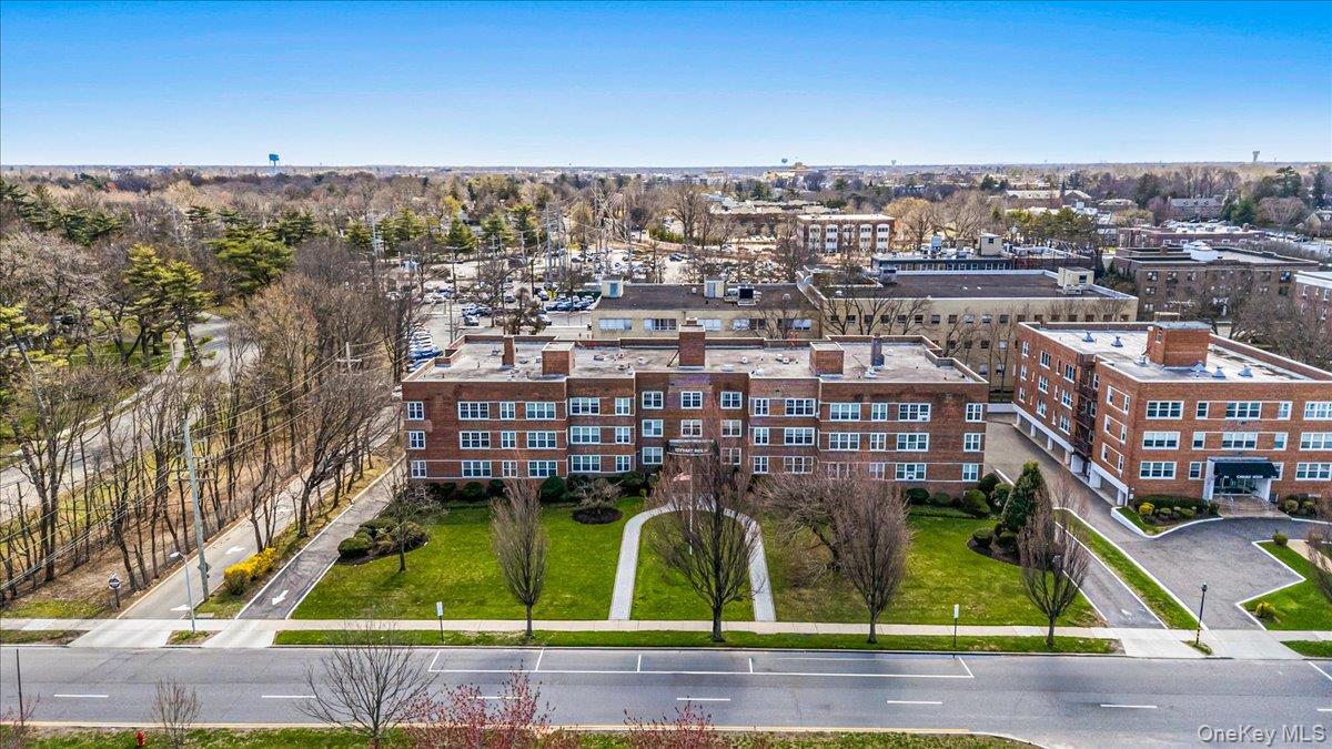 366 Stewart Avenue C4