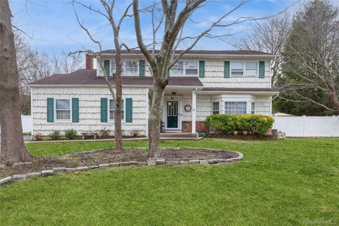 10 Liso Drive Mount Sinai NY 11766