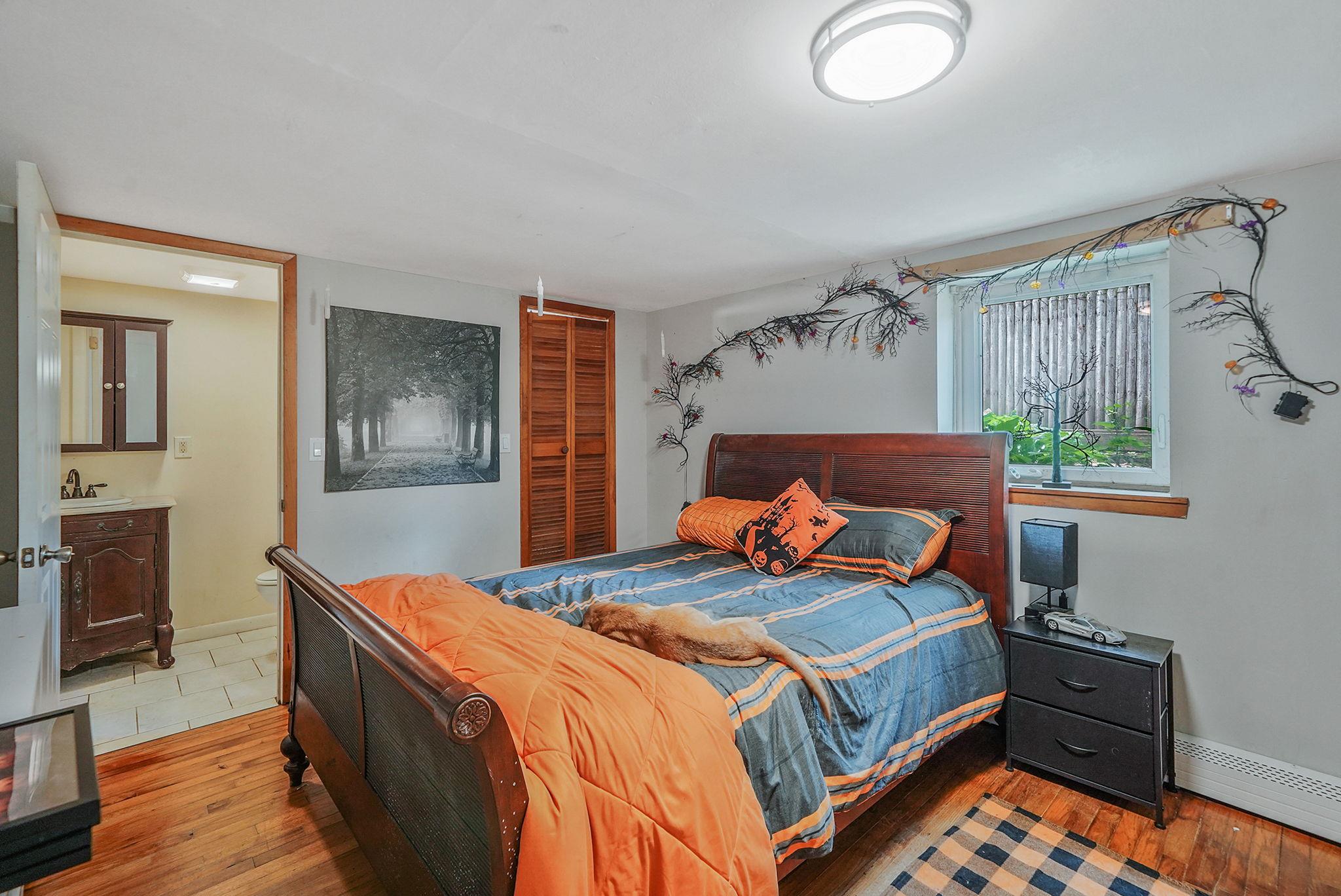 2 Queen Drive, Sound Beach, New York image 29