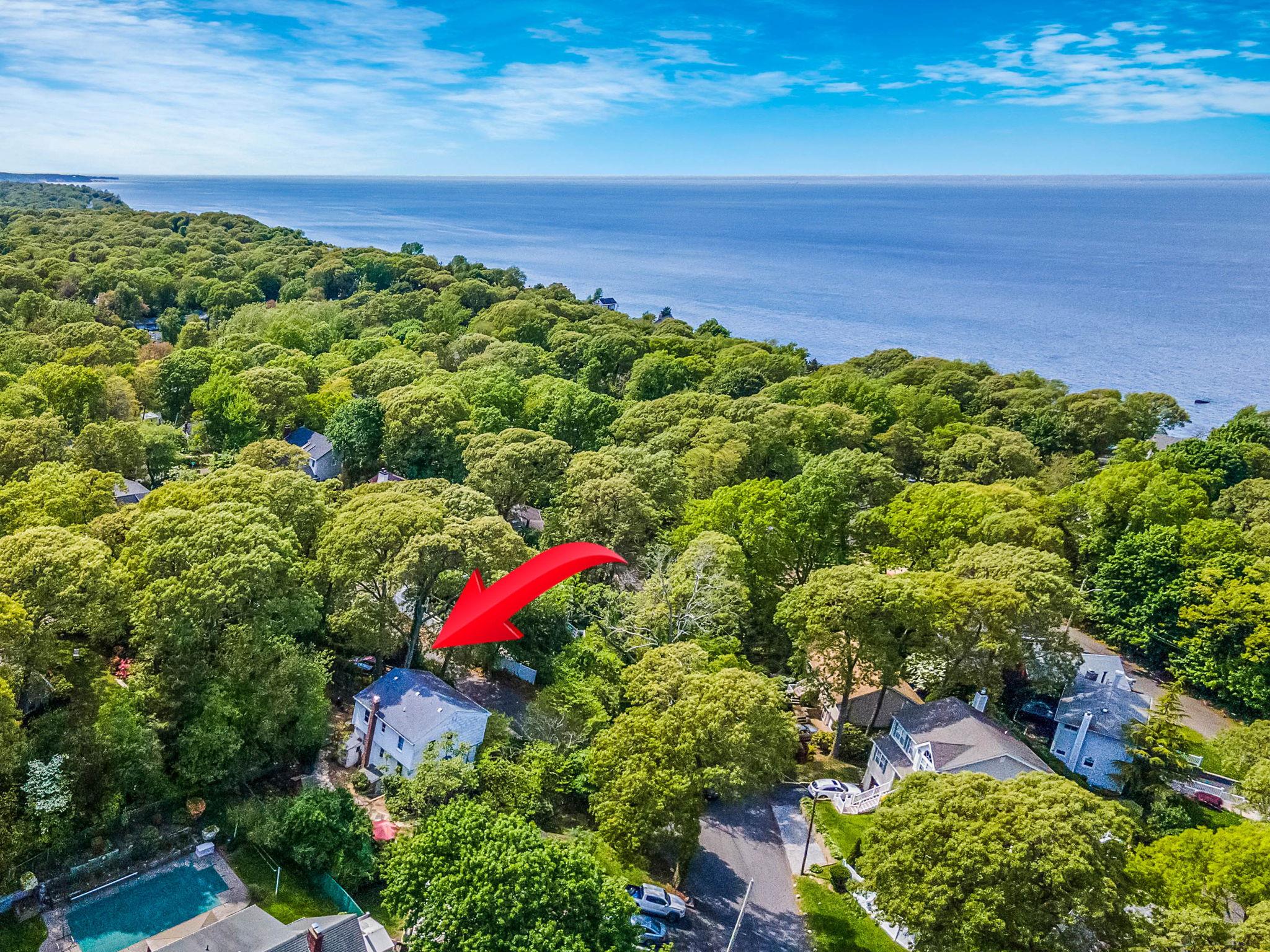 2 Queen Drive, Sound Beach, New York image 35