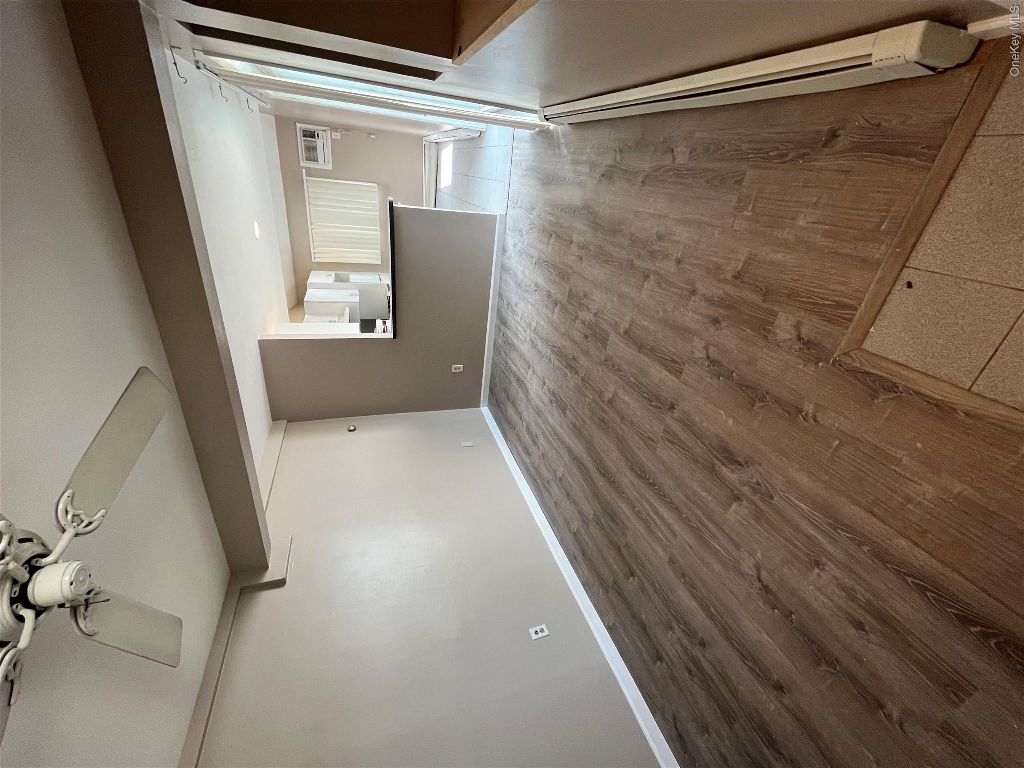 577 East Drive - Photo 2
