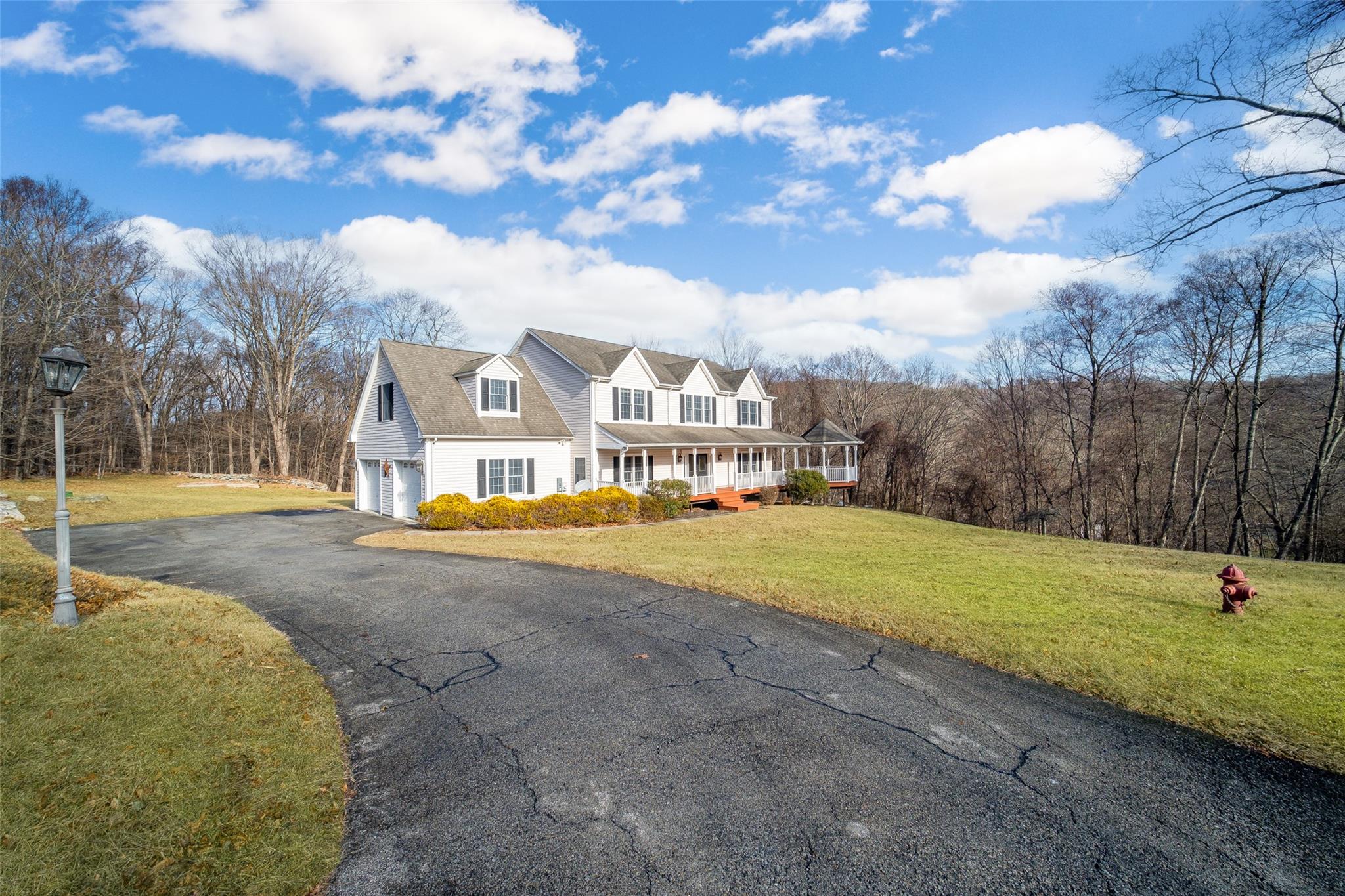 16 Pheasant Run Road, Putnam Valley, New York image 3