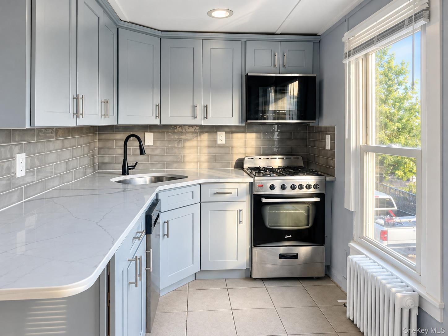 21 Carleton Avenue