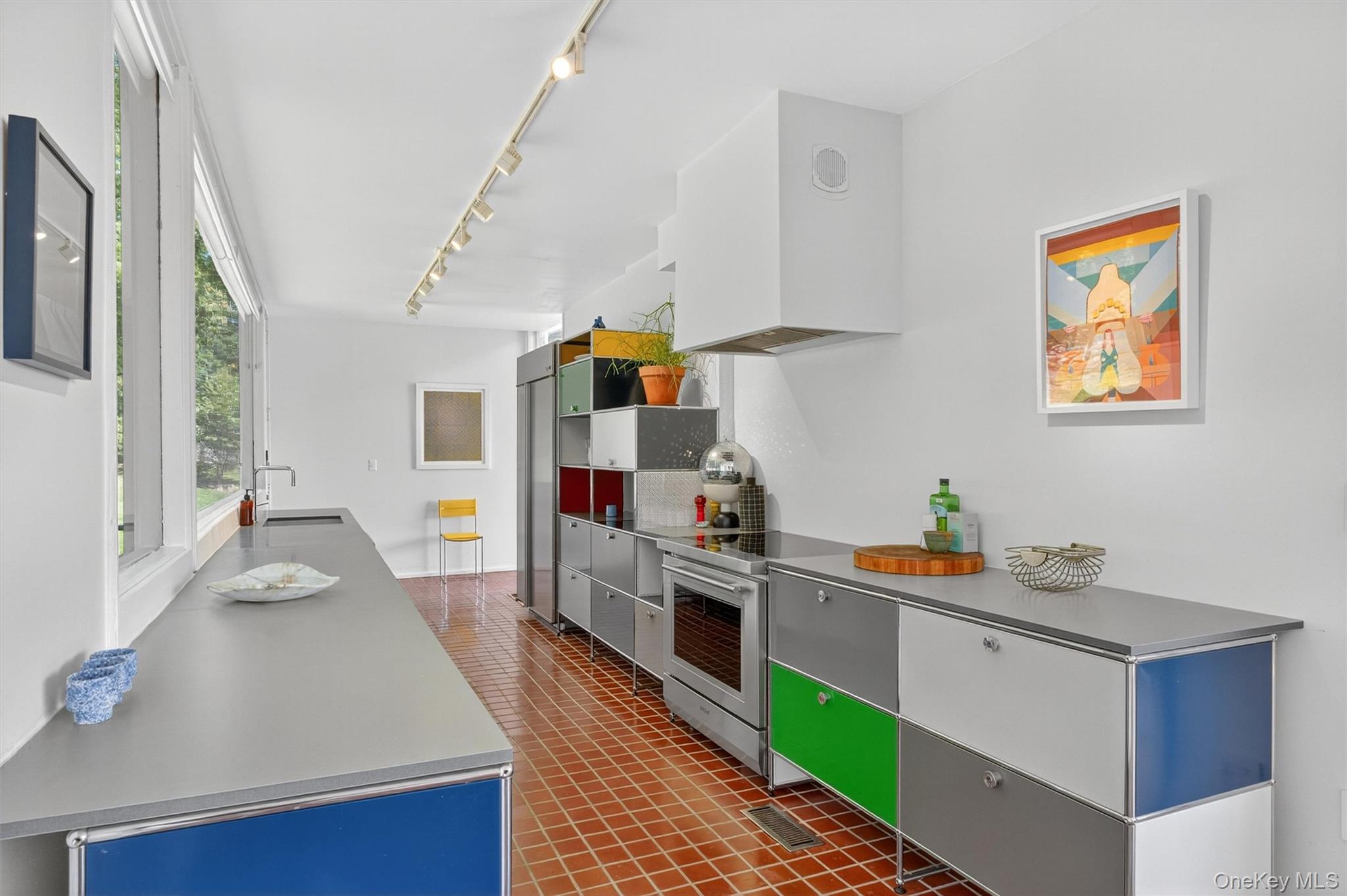 Newburgh, New York 12550, United States, 4 Bedrooms Bedrooms, ,3 BathroomsBathrooms,Residential,Active,185266