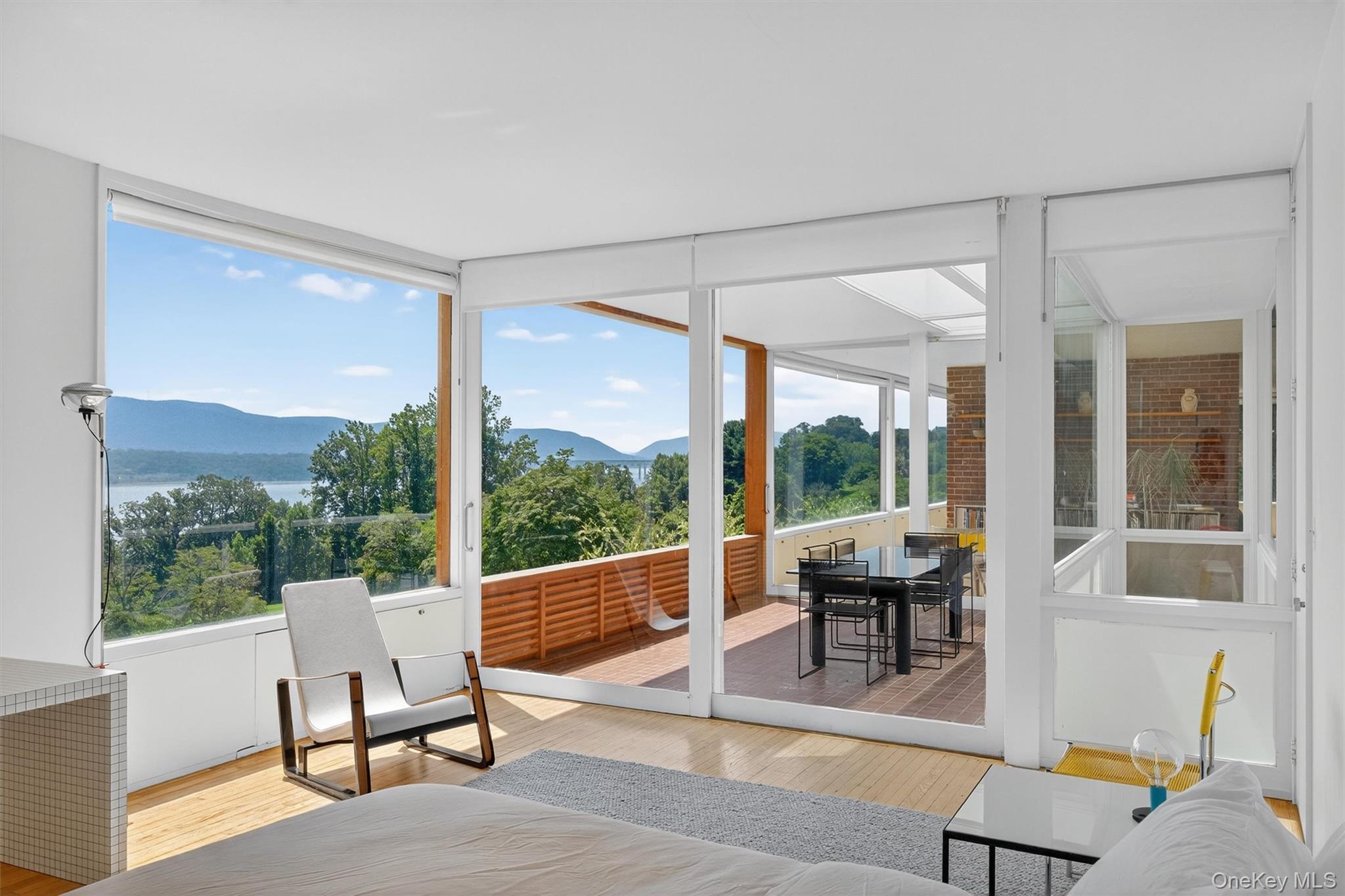 Newburgh, New York 12550, United States, 4 Bedrooms Bedrooms, ,3 BathroomsBathrooms,Residential,Active,185266