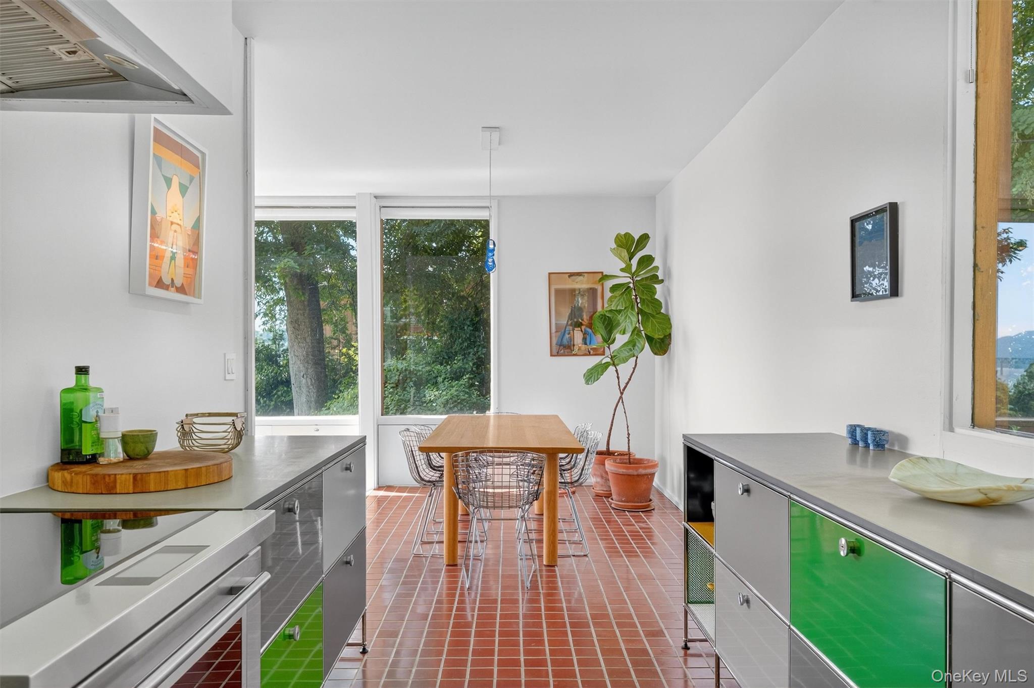 Newburgh, New York 12550, United States, 4 Bedrooms Bedrooms, ,3 BathroomsBathrooms,Residential,Active,185266