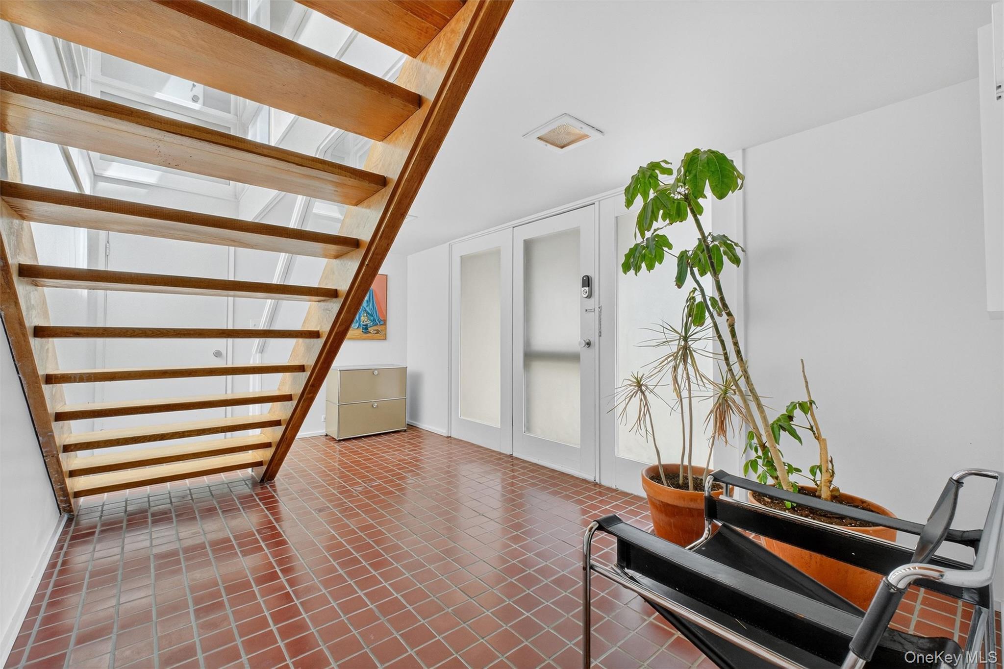 Newburgh, New York 12550, United States, 4 Bedrooms Bedrooms, ,3 BathroomsBathrooms,Residential,Active,185266