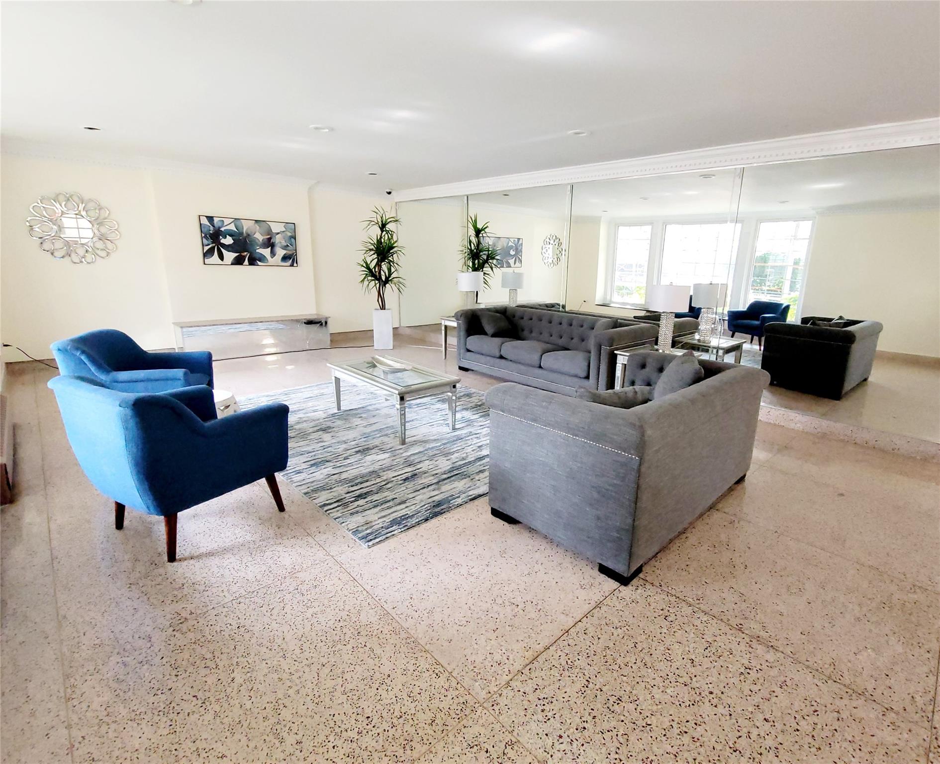 149-30 88th Street St #5L, Howard Beach, New York image 2