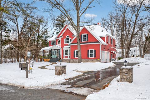 30 Alison Court Kingston NY 12401