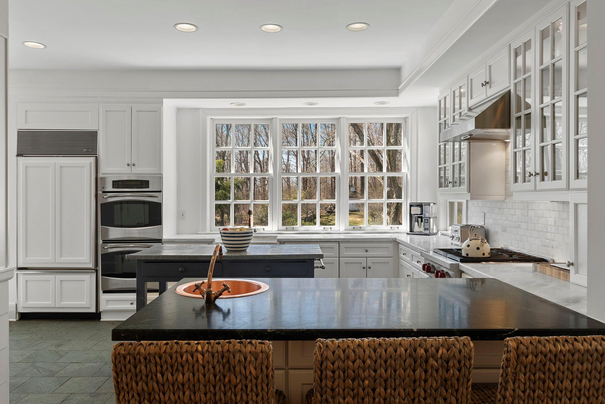 42 W Seven Bridges Road, Chappaqua, Florida image 19