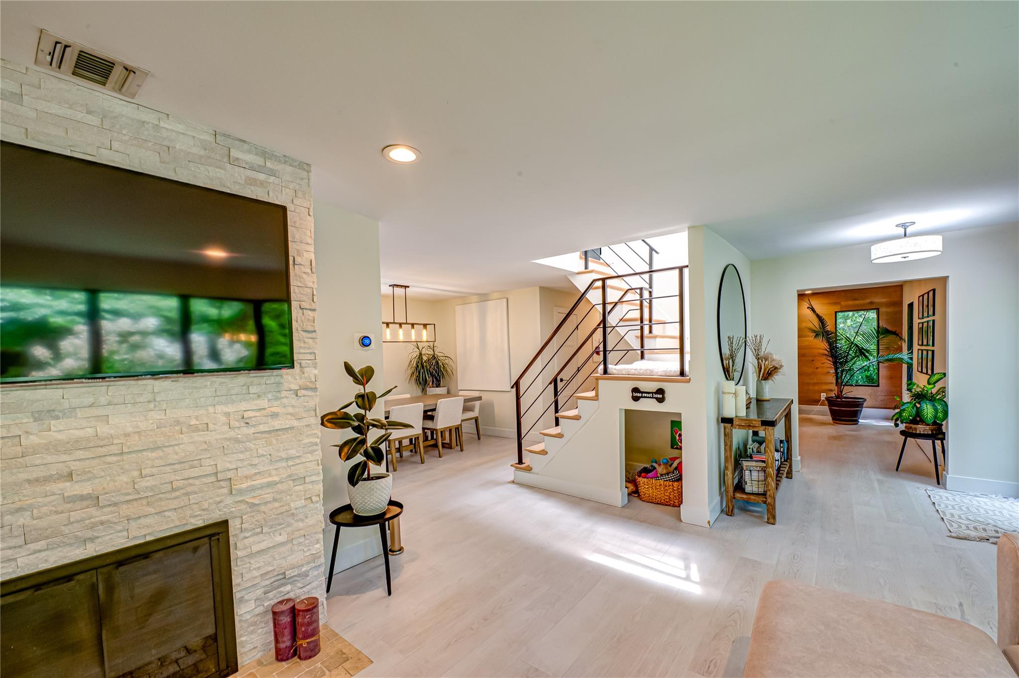 14 Laurel Hill Road