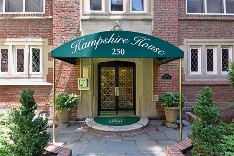 250 Bronxville Road 5A Bronxville NY 10708